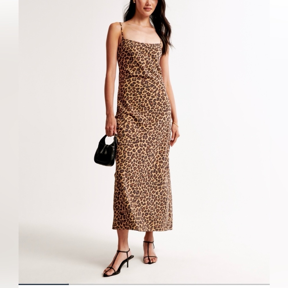 NWT! Abercrombie and Fitch leopard slip maxi dress size small